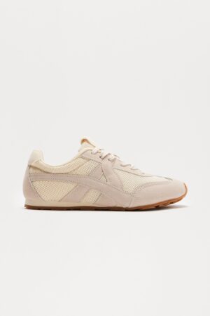 Zapatillas Deportivas con Cordones en Beige