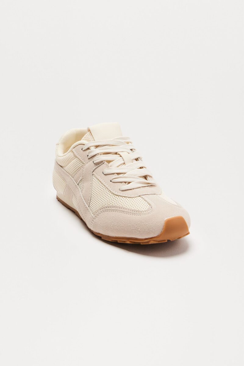 Zapatillas Deportivas con Cordones en Beige - Image 3