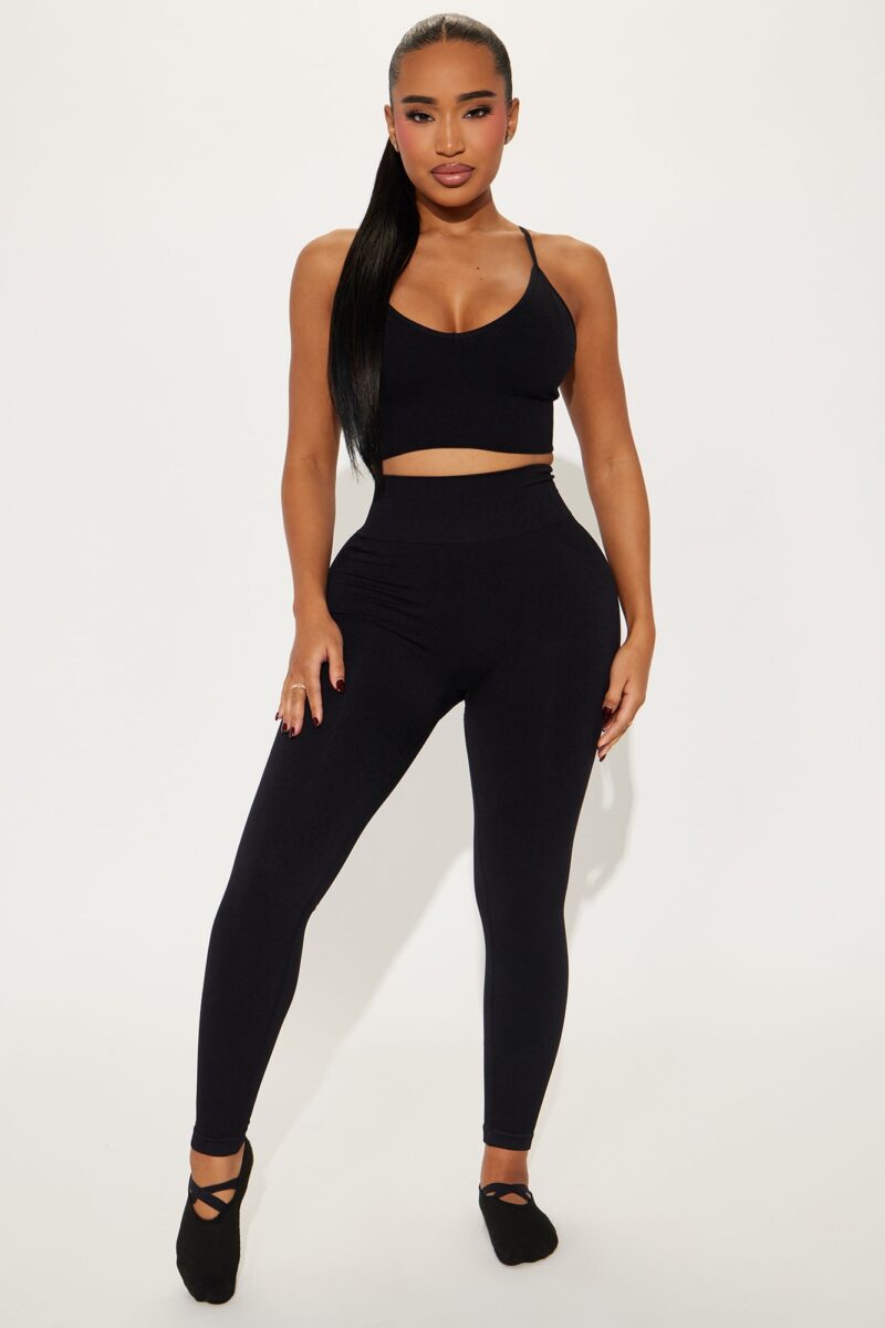 Conjunto Deportivo Sin Costuras y Elástico - Image 2