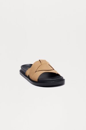 Sandalias Planas Casual en Taupe