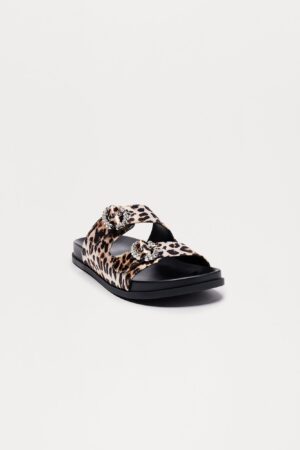 Sandalias Planas con Hebilla de Estrás y Estampado Animal