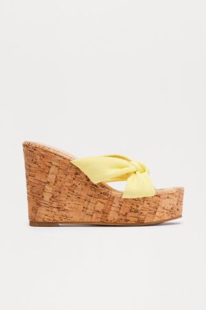Sandalias de Plataforma con Tacón de Corcho - Amarillo