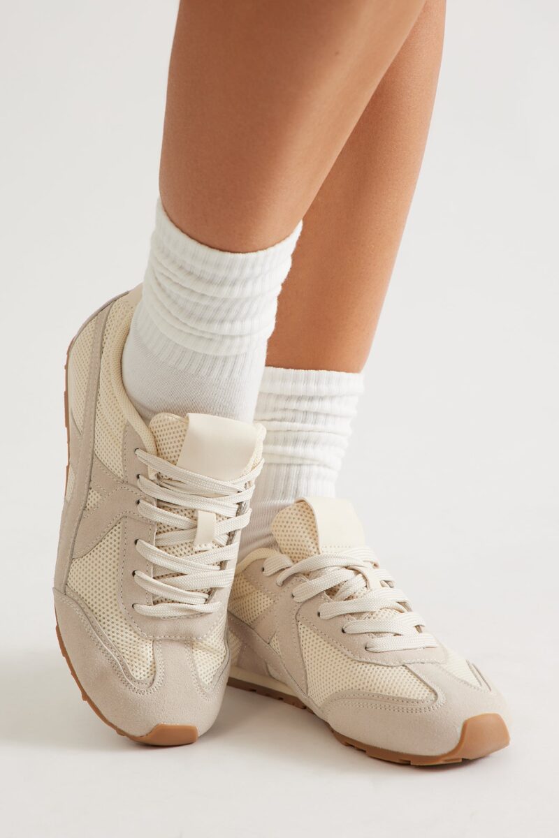 Zapatillas Deportivas con Cordones en Beige - Image 2