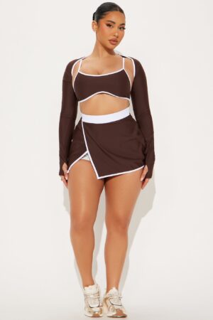 Conjunto Activo Bolero de 3 Piezas en Chocolate