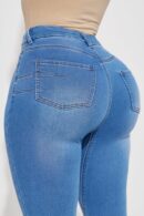 Jeans Ajustados Modeladores en Lavado Oscuro