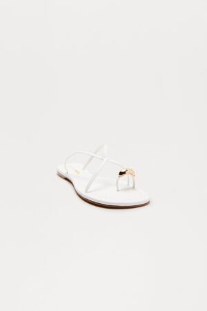 Sandalias Planas con Detalle de Anillo en el Dedo