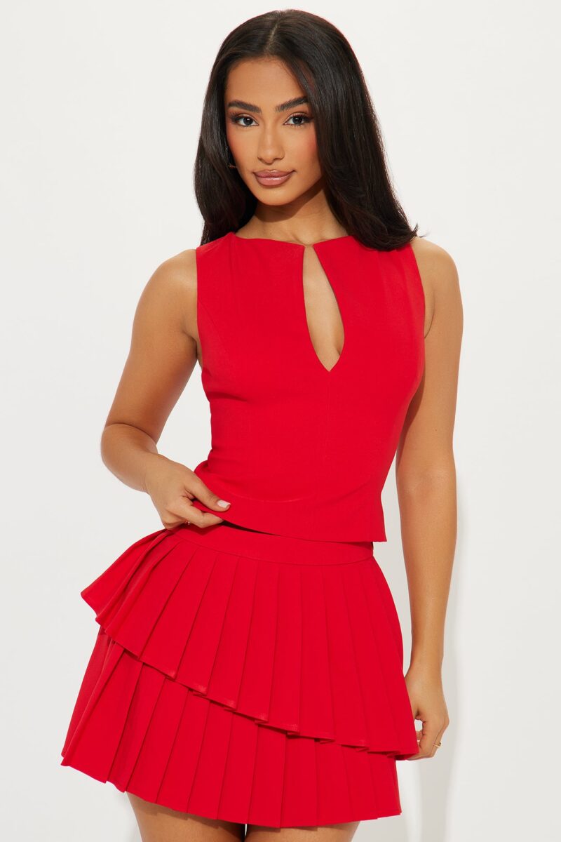Conjunto de Top y Falda Plisada con Cierre Lateral - Image 2