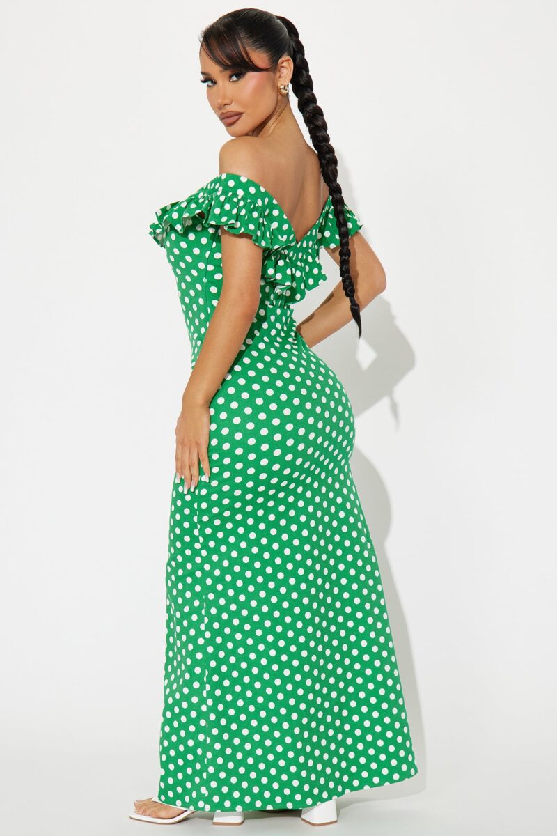 Vestido Maxi Lunares con Hombros Descubiertos y Vuelos - Image 9