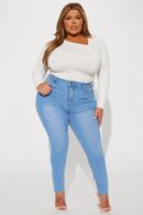 Jeans Skinny Elásticos para Curvas - Lavado Medio