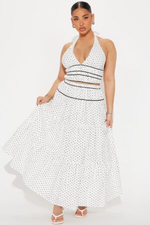 Set de Top Halter y Falda Midi Lunares
