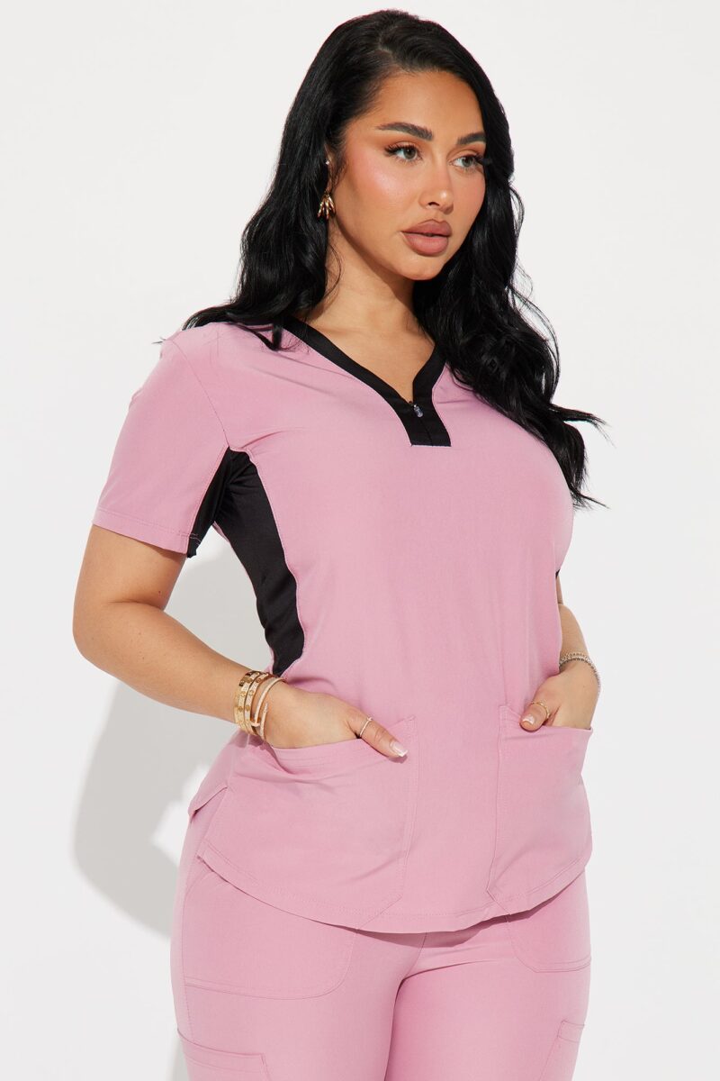 Conjunto de Uniforme Médico Bicolor con Joggers Ajustables - Image 9