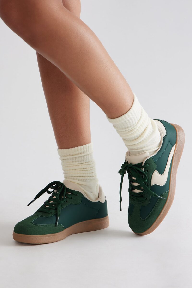 Zapatillas Deportivas Bajas con Cordones en Celeste - Image 16