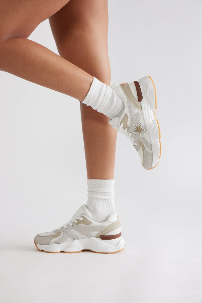 Zapatillas Deportivas de Plataforma con Detalles Estelares - Image 4