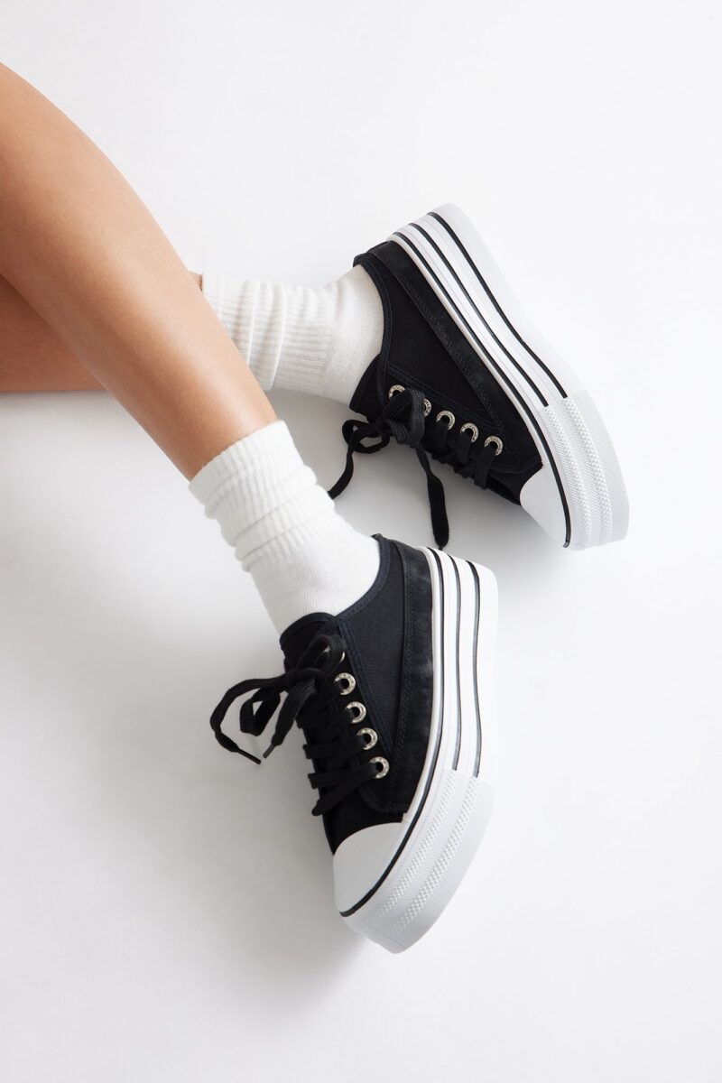 Zapatillas de Plataforma Baja con Cordones - Image 2