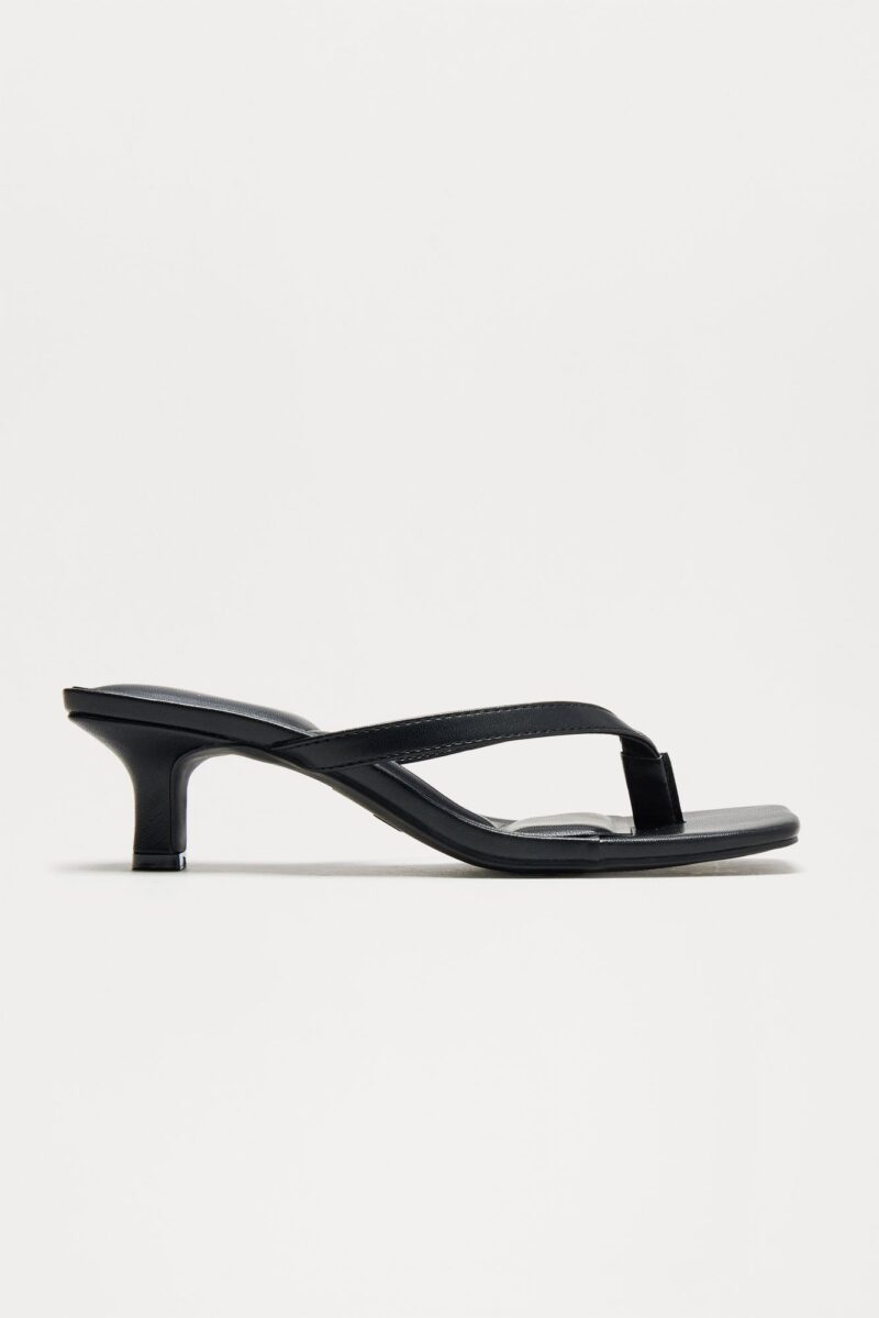 Sandalias de Tacón Gatito y Punta Cuadrada - Image 4
