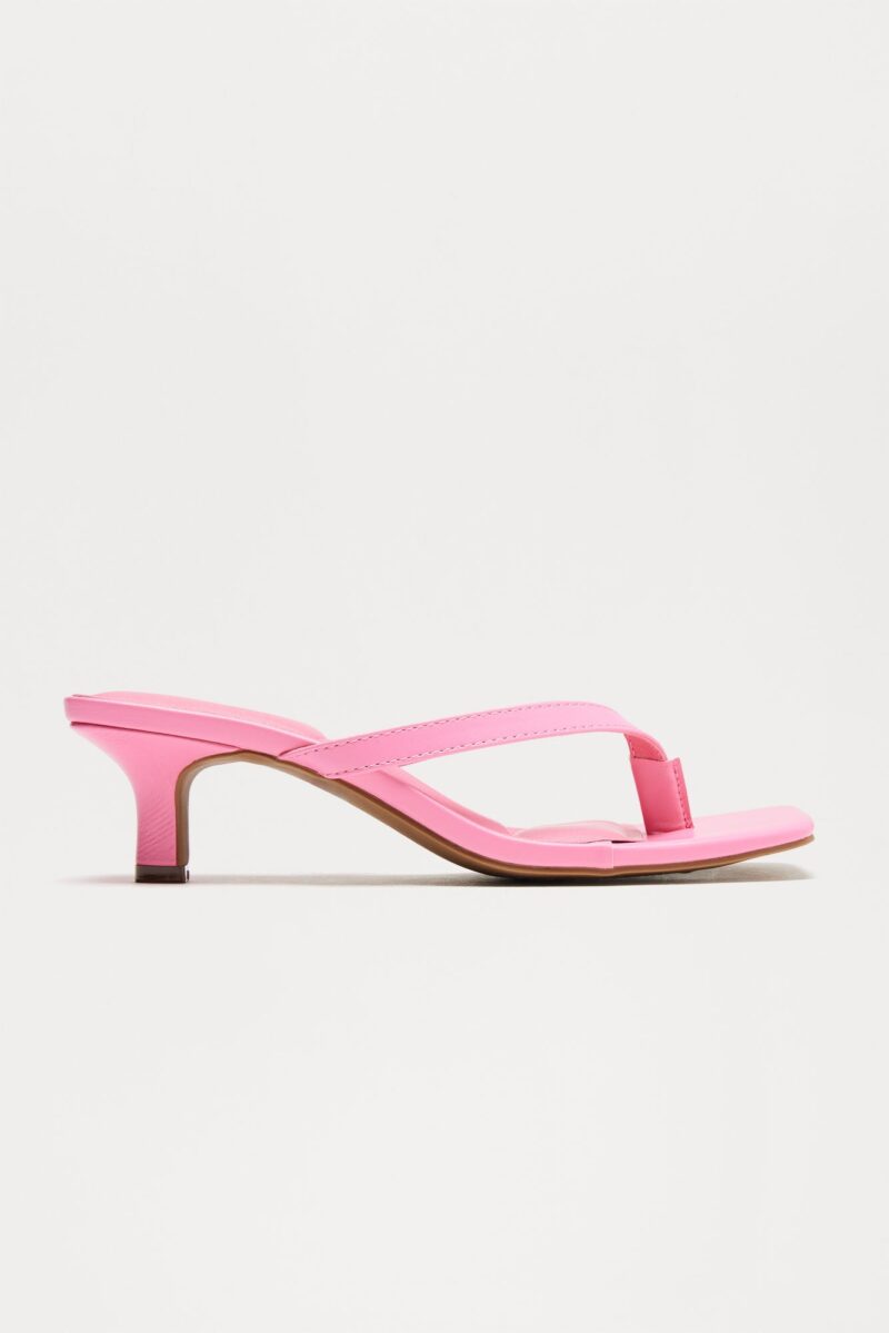 Sandalias de Tacón Gatito y Punta Cuadrada - Image 12