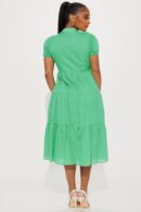Vestido Midi Stella con Mangas Puff y Botones Frontales