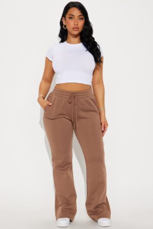 Pantalón Lounge de Corte Flare y Cintura Elástica