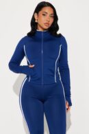 Chaqueta Deportiva Elegante con Cuello Alto y Manga Larga