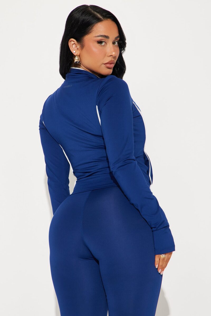Chaqueta Deportiva Elegante con Cuello Alto y Manga Larga - Image 12
