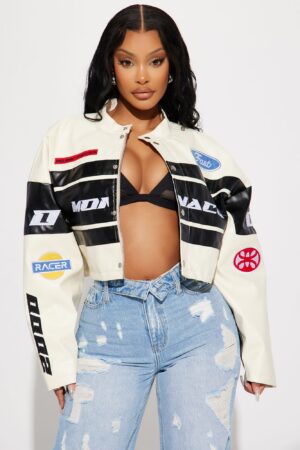 Chaqueta Corta Estilo Bomber con Múltiples Parches