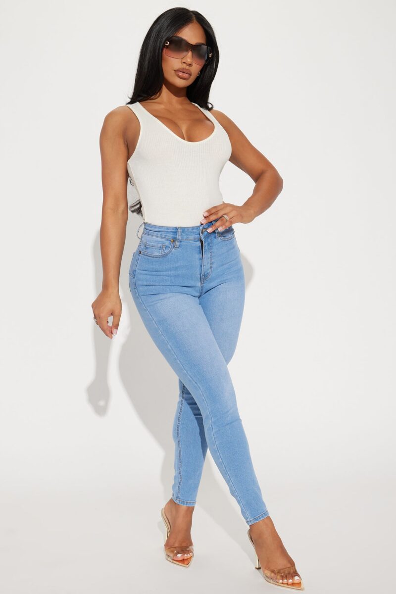 Jeans Skinny Elásticos para Curvas - Lavado Medio - Image 7