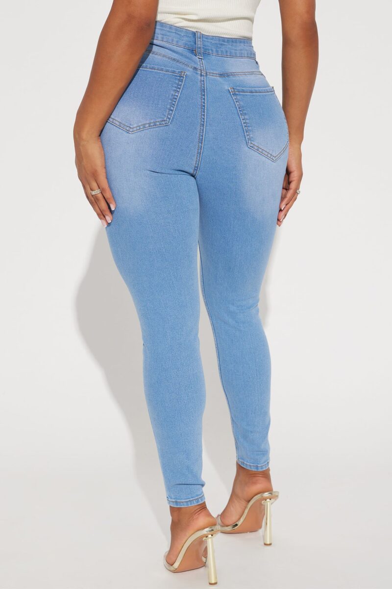 Jeans Skinny Elásticos para Curvas - Lavado Medio - Image 9