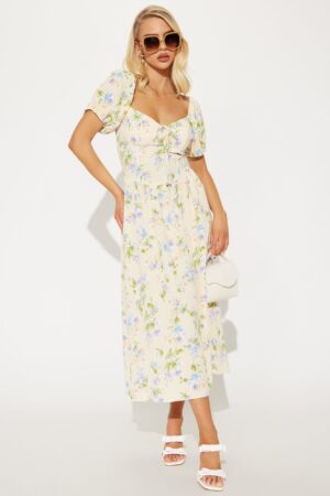 Vestido Midi Floral con Escote Corazón y Mangas Puff