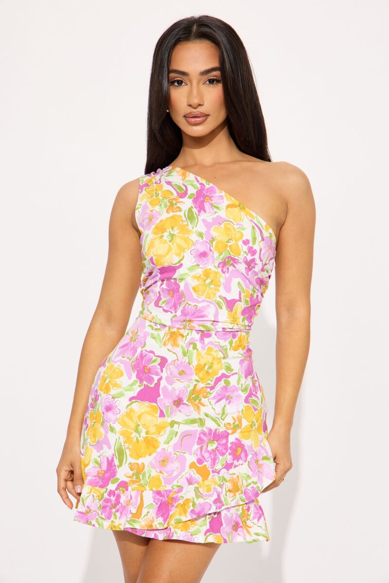 Vestido Mini Floral de Un Hombro con Volantes - Image 2