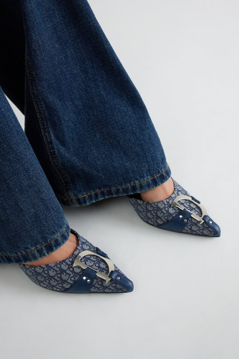 Zapatos de Tacón Estampados con Detalle Metálico - Image 3