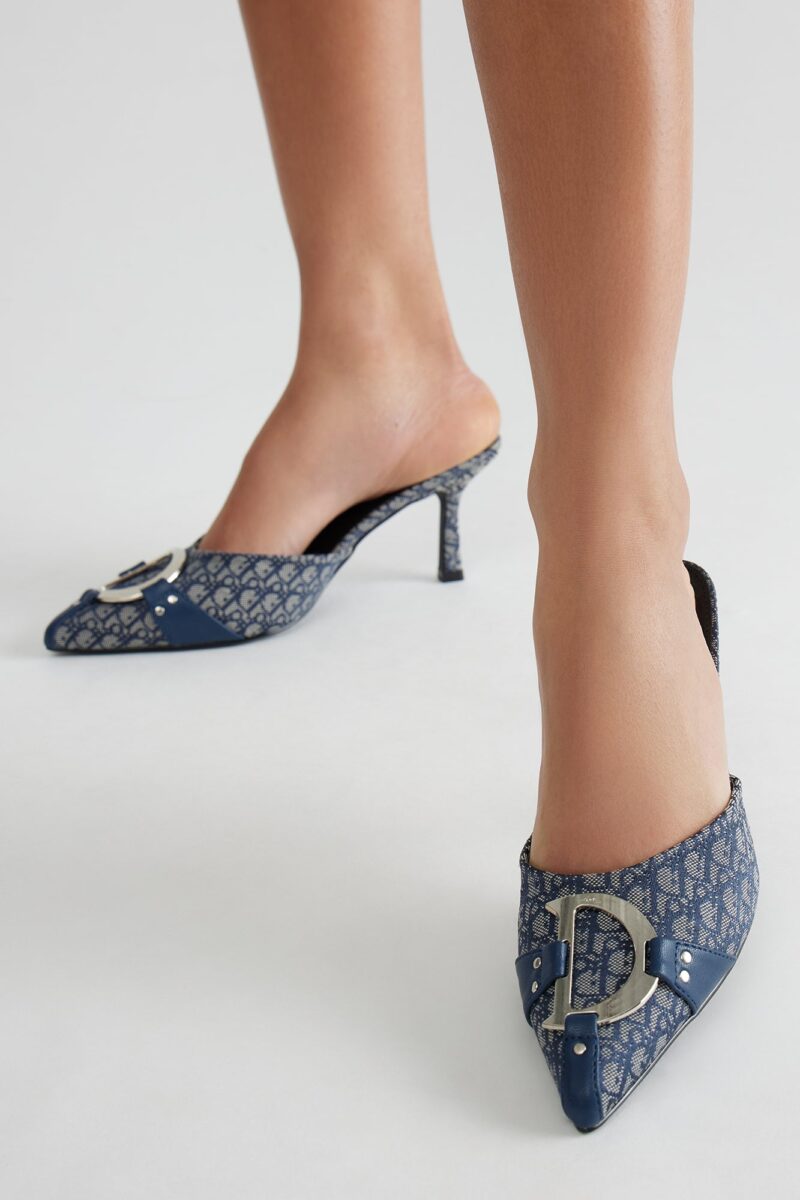 Zapatos de Tacón Estampados con Detalle Metálico - Image 2