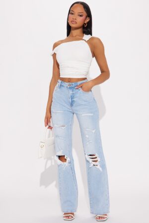 Jeans Rectos con Roturas y Stretch - Lavado Medio