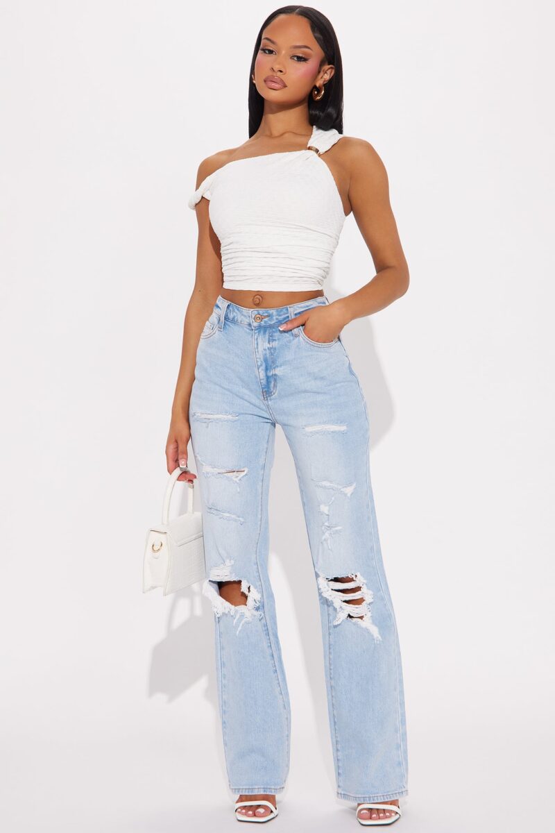 Jeans Rectos con Roturas y Stretch - Lavado Medio