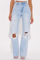 Jeans Rectos con Roturas y Stretch - Lavado Medio