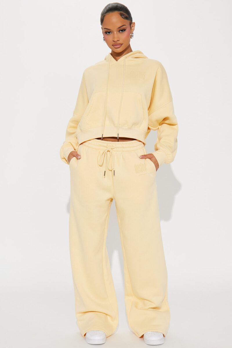 Conjunto de Pantalón y Buzo de Frisa en Celeste Claro - Image 11