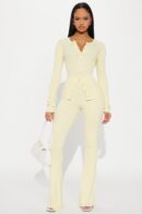 Conjunto de Suéter y Pantalón 'Rayo de Sol' en Amarillo