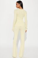 Conjunto de Suéter y Pantalón 'Rayo de Sol' en Amarillo