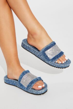 Sandalias tipo Slides con Detalles Brillantes