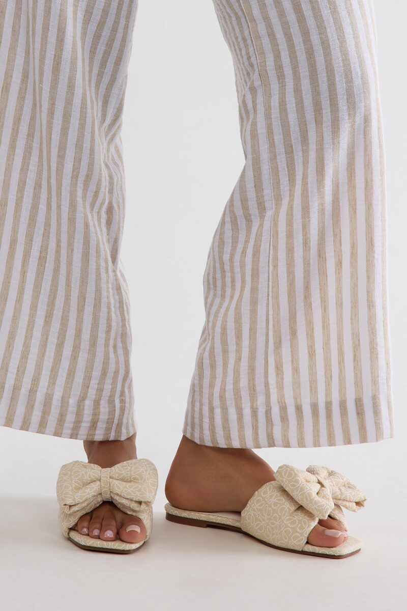 Sandalias Planas con Lazo y Diseño Novedoso - Image 3