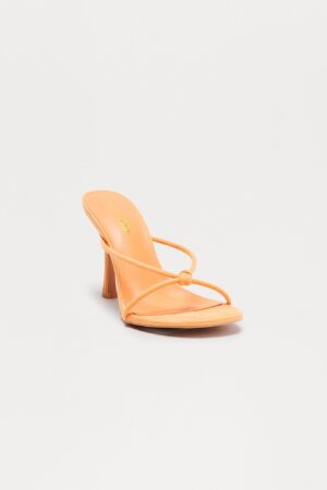 Sandalias de Tacón con Nudo Decorativo