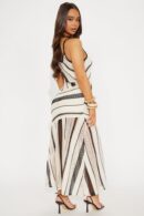 Vestido Largo de Crochet Penelope con Escote en V y Tiras Ajustables