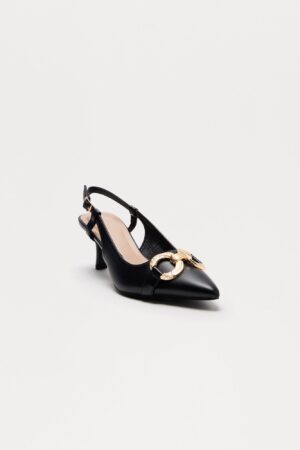 Zapatos Tipo Slingback con Detalle Metálico y Tacón Gatito