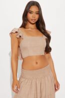Conjunto de Falda Larga y Top con Volantes