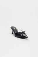 Zapatos de Tacón Medio con Detalle de Moño - Negro