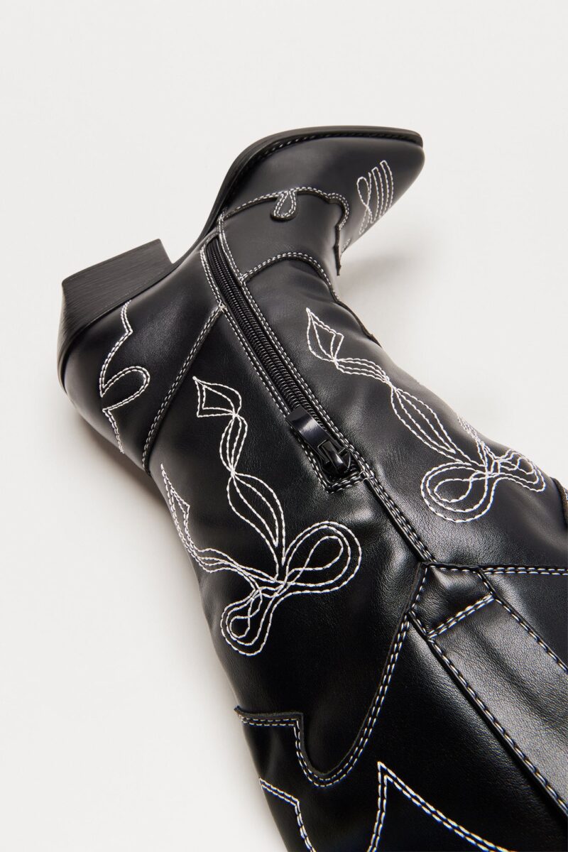 Botas de Vaquero con Lazo Decorativo - Negro - Image 3