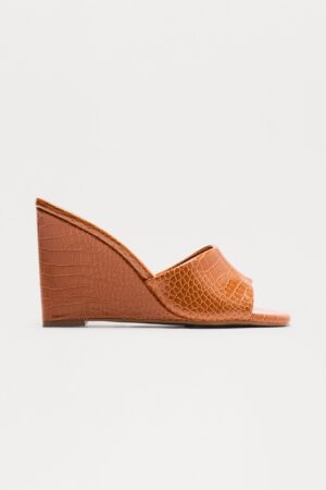 Sandalias de Cuña con Estampado de Cocodrilo 3"