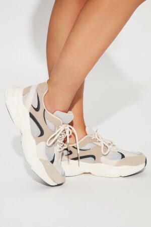Zapatillas Urbanas con Suela Gruesa en Beige