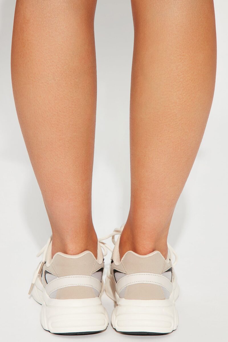 Zapatillas Urbanas con Suela Gruesa en Beige - Image 4