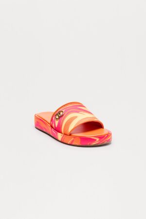 Sandalias Planas Tipo Jellie en Naranja