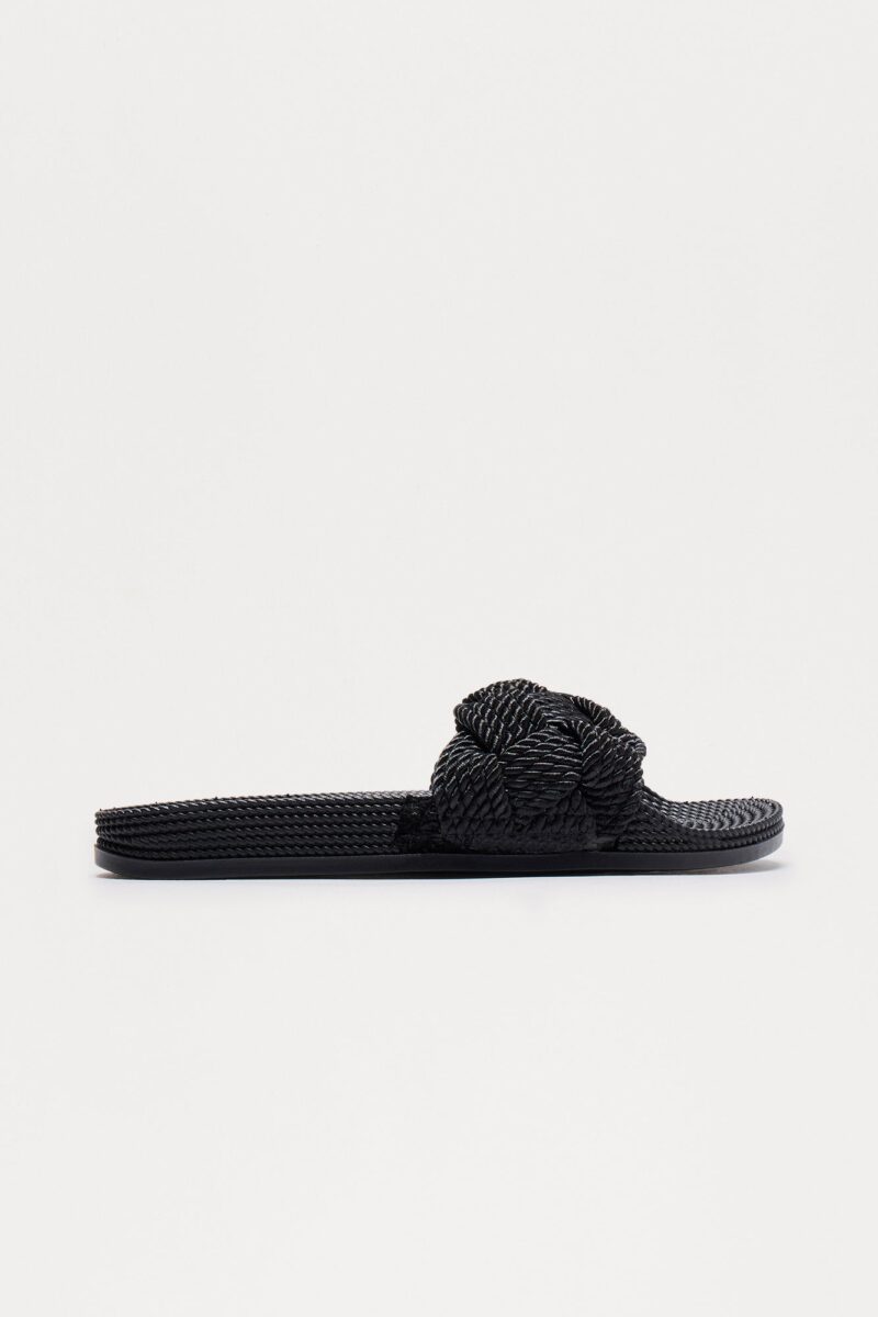 Sandalias Planas Trenzadas con Diseño Slip On - Image 3